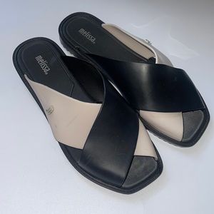 Melissa Black white criss cross slides size 7